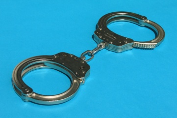 Handcuffs01 2008-07-27.jpg